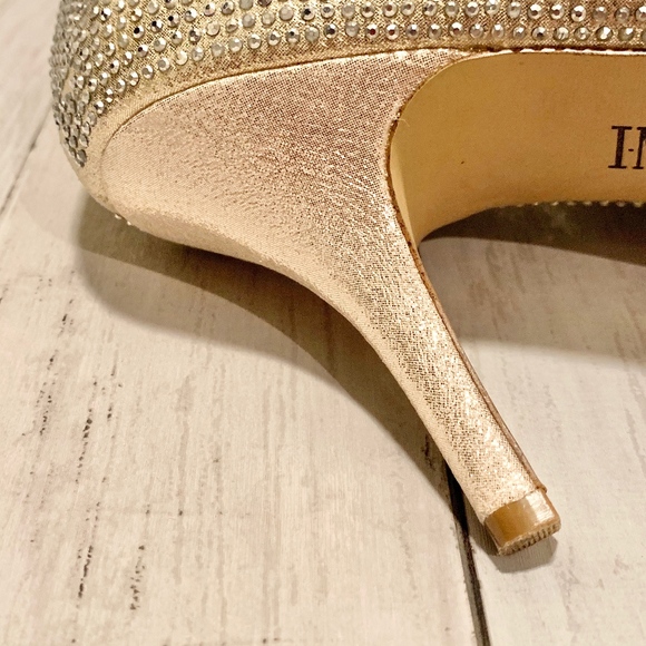 INC Zitah Pointed Toe Rhinestone Heels Size 9.5M - Picture 3 of 5